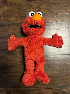 Hasbro Sesame Street TICKLE ME ELMO 2016 ~LAUGHS TALKS GIGGLES W/Vibration! • $12