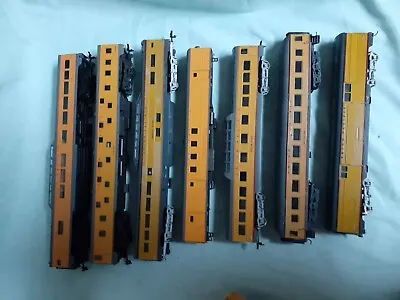 HO Scale Union Pacific Passenger Cars FOR PARTS OR FIX 7-Car LOT • $31