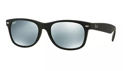 Ray-Ban Sunglasses RB 2132 NEW WAYFARER 622/30 55-18 Black Rubber Silver Lenses • $174.99