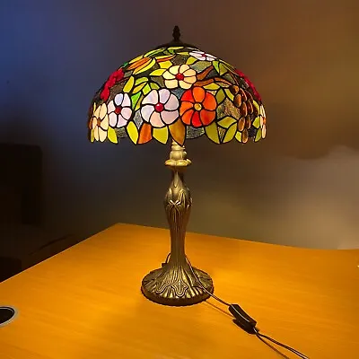 £138.25 • Buy Tiffany Style Flowered Table Lamp 16  Stained Glass Shade Handmade 2 X E27 LED