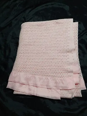 *WITNEY* Vintage Pink Gappy Blanket • £8.99