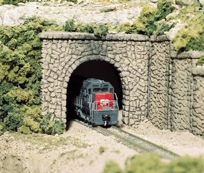 Woodland Scenics N Random Stone Single Track Tunnel Portals Pkg(2) C1155 • $11.68