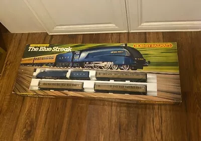 Hornby R1129 The Blue Streak OO Gauge Train Set A4 Garter Gresley Boxed • £95