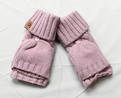 Frye & Co. Women's Cable Knit Pop Top Mittens DD7 Mauve Shadows One Size NWT • $16.99