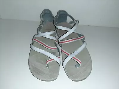 Merrell Women's Sandals White Leather Shoes  Sz 10 • $19.99