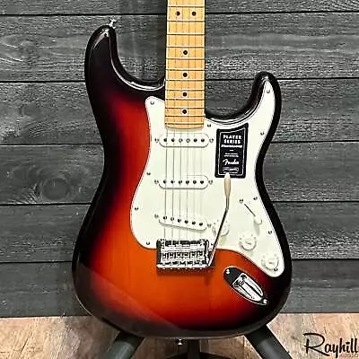 Fender Player Series Stratocaster Maple Fingerboard MIM Electric Guitar Sunburst • $699