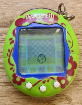 $87 • Buy Tamagotchi Connection Tested Working Rare Green Pet 2004 Bandai Wiz