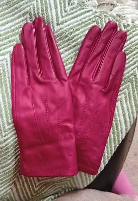 M&S Ladies Leather Rose Gloves Medium Brand New • £14.99