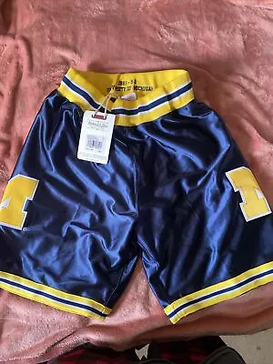 Mitchell & Ness NCAA Road Basketball Shorts Michigan College  1991 M • $55