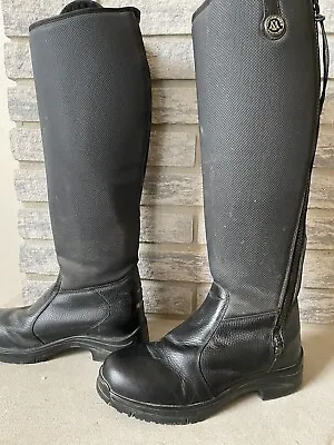 Mountain  Horse Women’s Tall Winter Boots 8 • $65