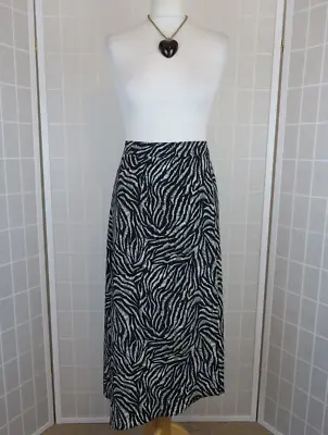 Primark Skirt Size 16 Black White Zebra Print Fixed Wrap Asymmetric Lightweight • £9.95