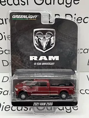 GREENLIGHT 2021 Ram 2500 Maroon Truck 10th Anniversary Crew Cab NEW 1:64 Diecast • $12.99