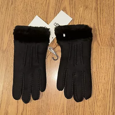 Uggs Woman Exposed SheepSkin Gloves Black Small $155 NWT • $85