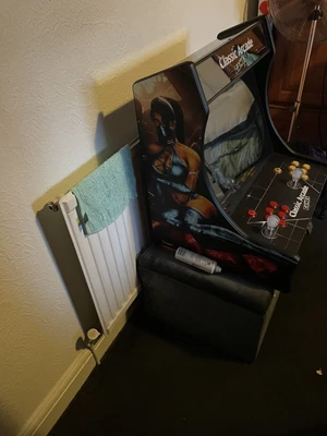 Retro Arcade Machine Over 4000 Games • £400