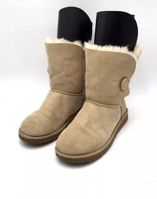 Ugg Women's S/N 5803 Brown Shearling Style Boots - Size 8 • $19.99