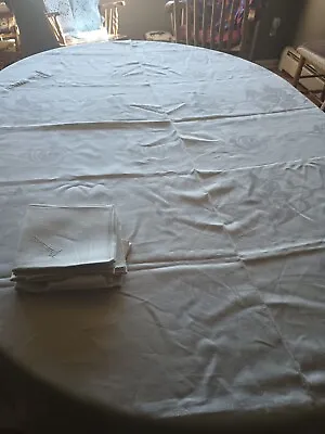 Vintage Floral 90x80 Embroidery Tablecloth And 6 Napkins (pinewood) • $15