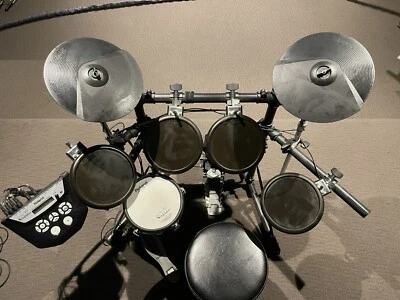$1300 • Buy Roland TD6V Drum Kit