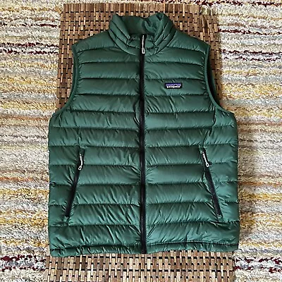 Patagonia Down Sweater Puffer Vest Forest Green Full Zip Goose Down Men’s Medium • $124.95