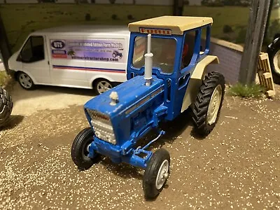 Britains Ford 5000 Tractor 1:32 Scale Farm Model TRAKTOR • £39.95