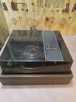 Vintage Magnavox Record Player Turntable W/ Dust Cover (untested) • $60