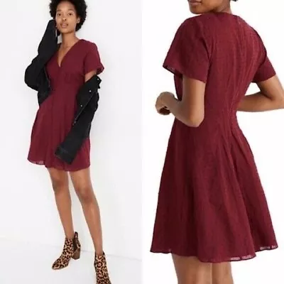 Madewell Dusty Burgundy V-Neck Button Front Swing Dress In Swiss Dot Size 0 • $29.99