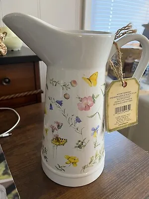 Hallmark Marjolein Bastin Pitcher/vase • $15