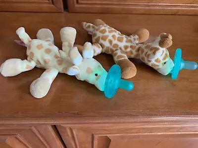 Lot X 2 Mary Meyer Wabbanub Giraffe Pacifier Paci Holders • $4.99