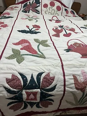 Beautiful Rare Vintage Hand Sewn Embroidered & Appliqué Quilt 88 X 72 Must See • $149.99