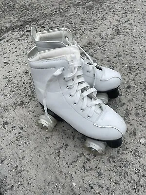 Skates Women's Size8 Classic Roller Skates White Quad Rink Skates • $22