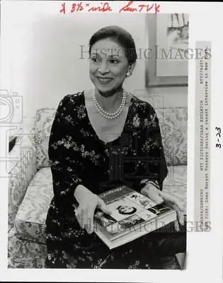 1982 Press Photo Ballet Dancer Dame Margot Fonteyn During Interview In New York • $16.99