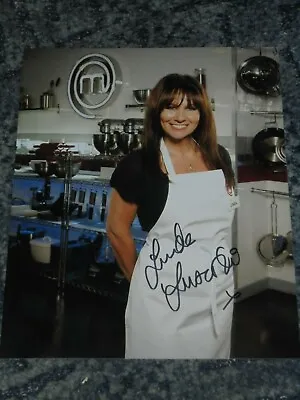 LINDA LUSARDI - MODEL / ACTRESS  - 10x8 PHOTO SIGNED  • £7.99