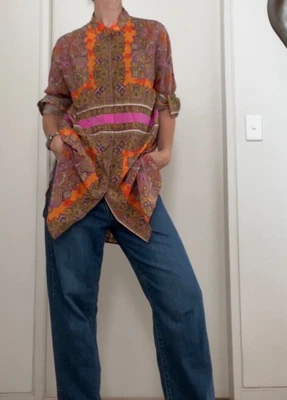 $150 • Buy Scanlan Theodore Printed Shirt - Size 12
