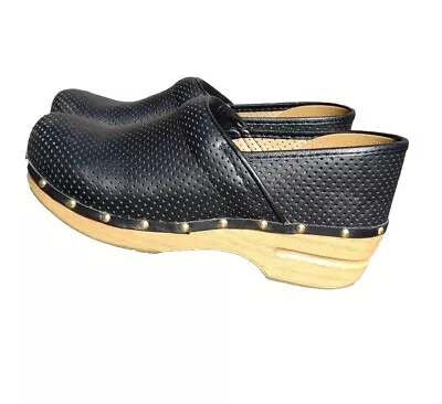 Dansko Professional Black Leather Clog Size 40  Women's 9.5-10.   A5 • $59