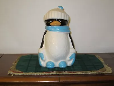 McCOY CHILLY WILLY PENGUIN COOKIE JAR! MARKED 155 USA Great Color! • $69.95