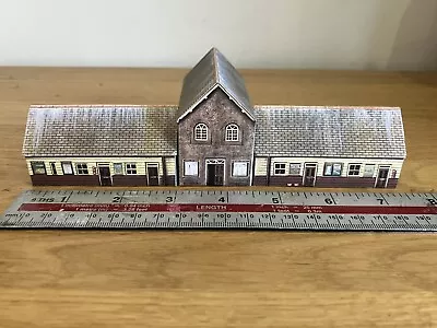 Graham Farish N Gauge Building - 9505 Country Station Set. Constructed • £1