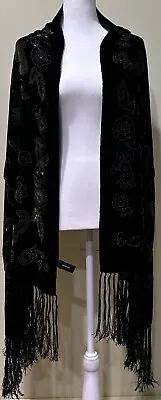 Avenue Floral Print Velvet Shawl Black • $17