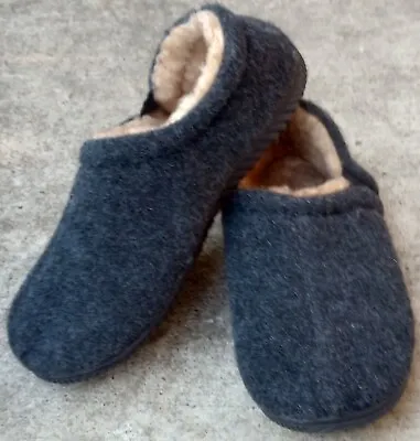 Zizor Mens Fuzzy Wool Fleece Slippers Hard Soled Indoor Size 13 • $12