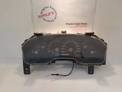 04 05 Ford Explorer Speedometer 98238 Clear Lens Cracked • $87.75