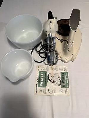 Vintage 1940s Hamilton Beach Model G Stand Mixer & 2 Bowls - Working Condition • $49