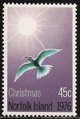 Norfolk Island #200 (A44) VF MNH - 1976 45c Bird In Flight Brilliant Sun / Xmas • $1.40