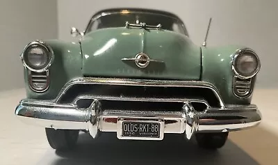 Auto World 1:18 1950 Oldsmobile Rocket 88 Diecast Model Car Alder Green NO BOX • $64.99