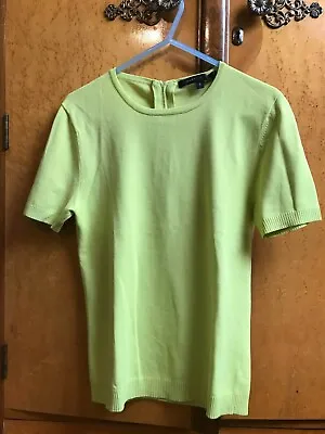 Marc Jacobs Women's T-shirt Size S In Green - Used Very Good Condition. • £9