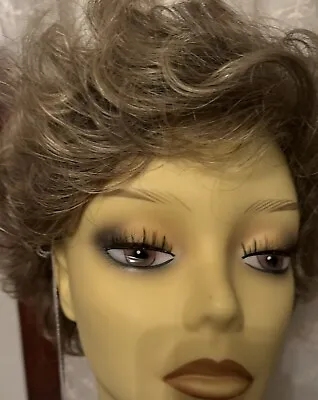 LEADING LADY New Vintage Wig By Revlon Reflections  24/18T Buttered Toast • $12.50