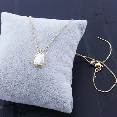 Mother Of Pearl Gemstone Jewelry Yellow Gold Chain Necklace For Women 9.0  • $7.49