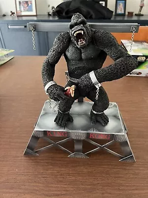 King Kong Figure McFarlane Toys Turner Entertainment Co. 2000 Movie Maniacs • $34.99