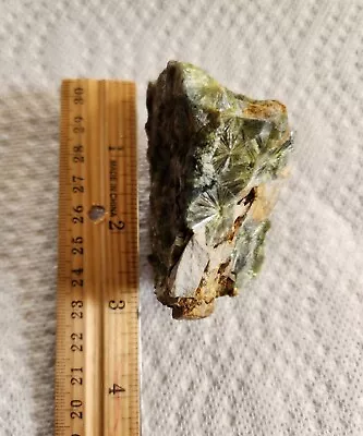 Green WAVELITE Mineral Specimen In MATRIX - 163 Grams • $25.25