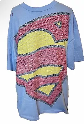 Warner Bros Superman Men’s T Shirt  Large Blue Logo Round Neck • $11