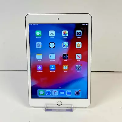 Apple IPad Mini 3 16GB Storage Silver/White Wi-Fi Only  - Battery In Service • £44.95