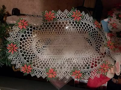 2 Vintage Christmas Plastic Poinsettia Oval Doilies • $40