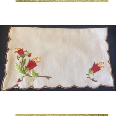 Vintage Sandwich Holder In Linen Hand Embroidered  Measurements Closed • $10